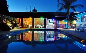 Oasis Country Lodge